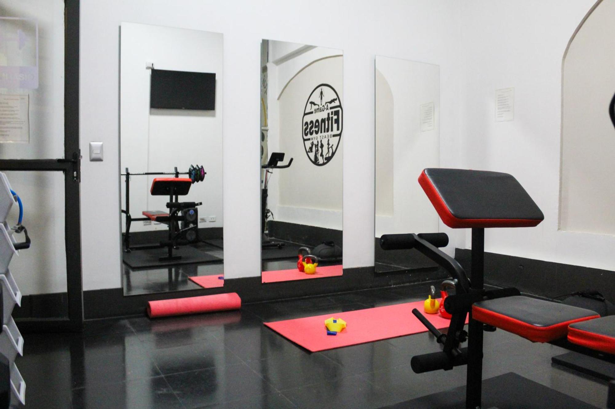 Boutique Merced 88 *
